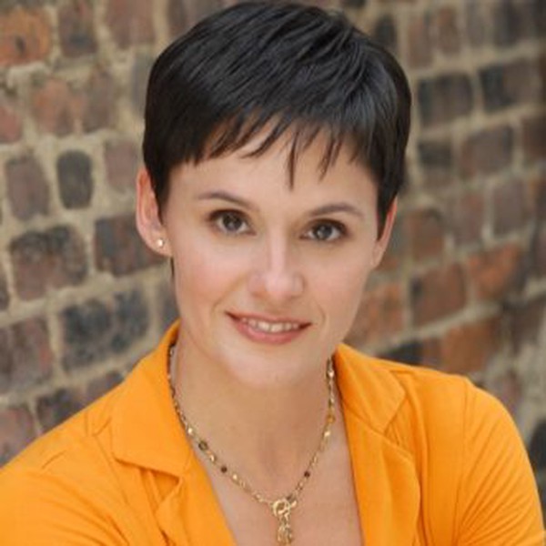 Madeleine M Castellanos